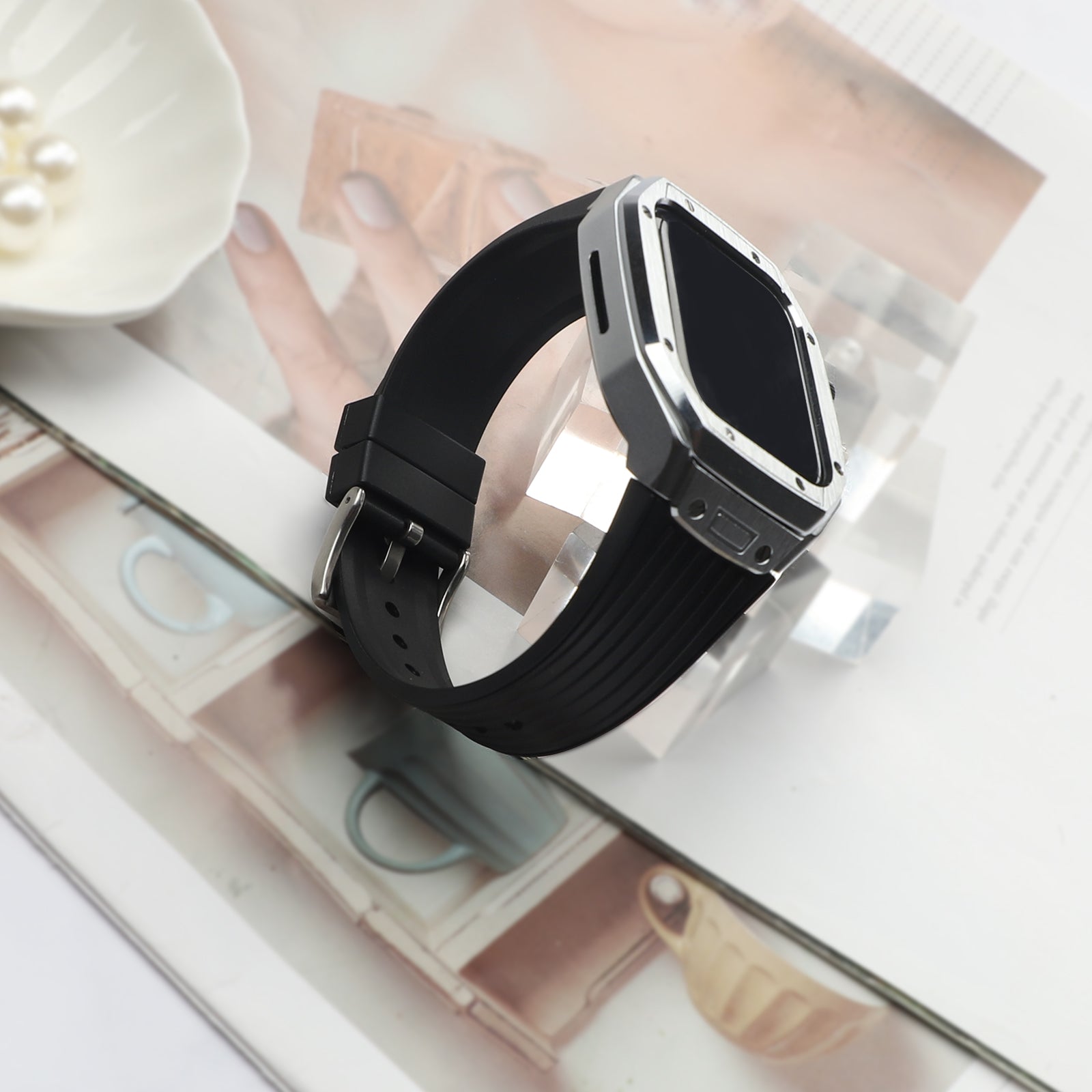 Apple Watch Fashion Integrated TPU Watch Band + Alloy Watch Cover (LSYSHH-020)